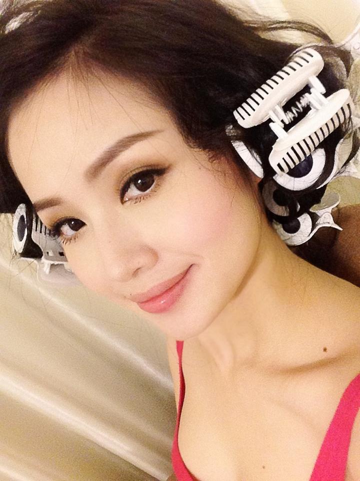 羞辱调教扒开女仆游戏